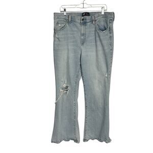 Gap 70s Flare High Rise Jeans Womens 18 Light Blue Wash Busted Knee‎ Stretch